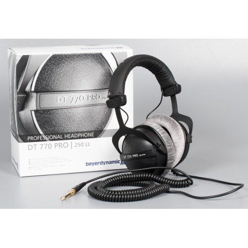 Beyerdynamic DT 770 PRO / 250 ohms