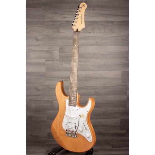 Електрогітара YAMAHA PACIFICA 112J (YNS)